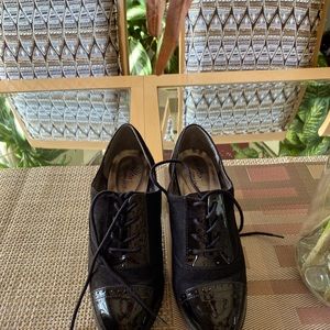 Pre loved Black Patent Leather and ultra suede lace up shoes